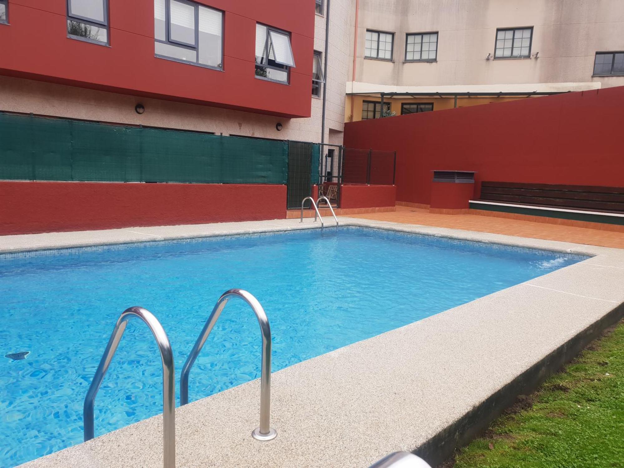 Апартаменти Piso Con Piscina En Сада Номер фото